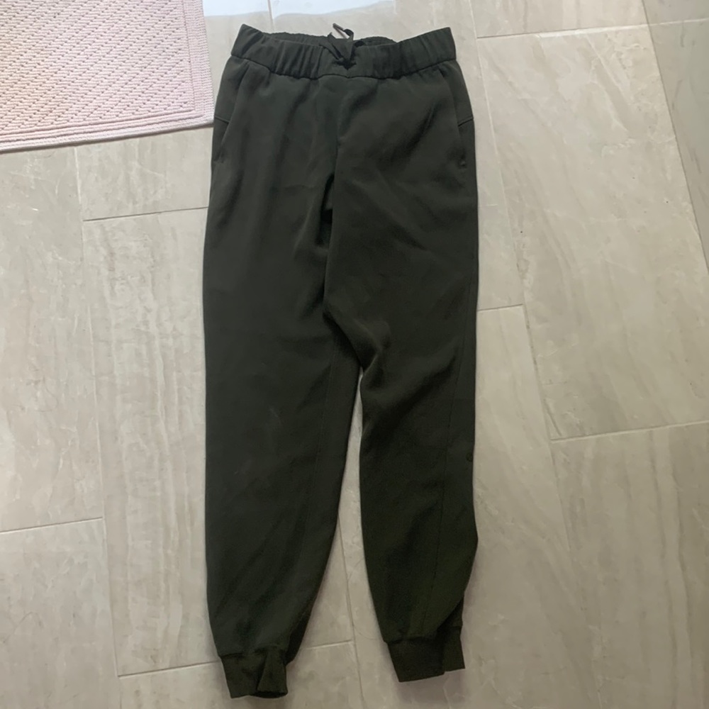LULULEMON JOGGERS